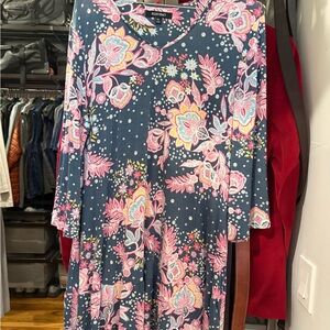 Ellen Tracy Floral Ladies Shirt - XL